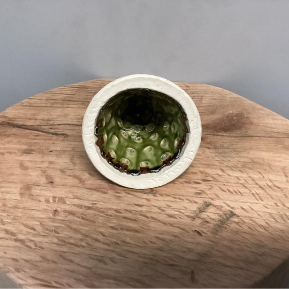 🟢 Stunning Handmade / Hand Painted & Kiln Fired Ceramic Crafted Christmas Tree - Picture 6 of 10